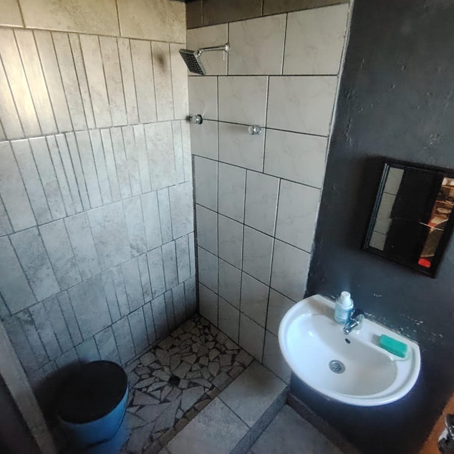 2 Bedroom Property for Sale in King Williams Town Central Eastern Cape